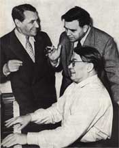 М.Бернес, В.Кнушевицкий, В.Соловьёв-Седой обсуждают программу авторского концерта